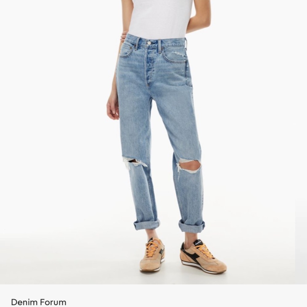 NWT Denim Forum Boyfriend High Rise Loose jeans - 28L, 27W (fits like 28)